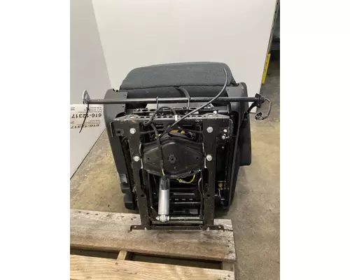 FREIGHTLINER Cascadia 126 Seat, Front