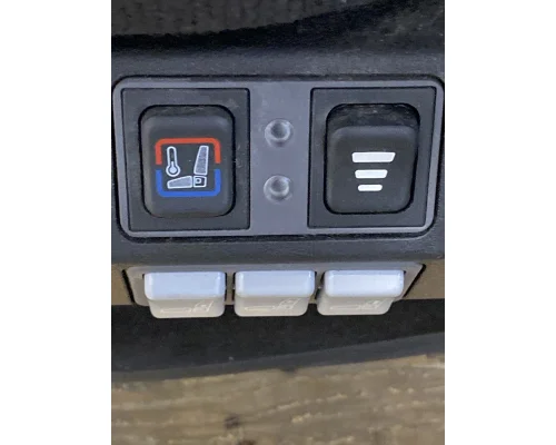 FREIGHTLINER Cascadia 126 Seat, Front