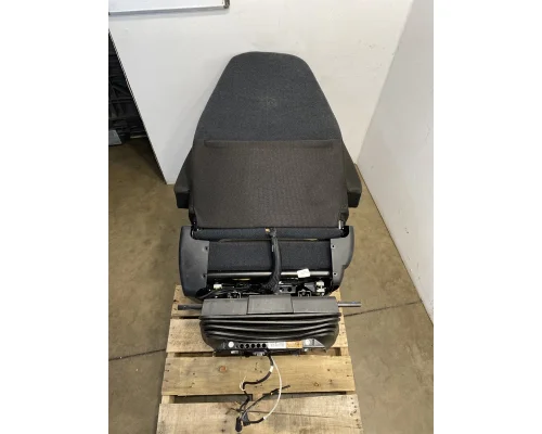 FREIGHTLINER Cascadia 126 Seat, Front