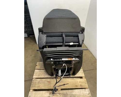 FREIGHTLINER Cascadia 126 Seat, Front