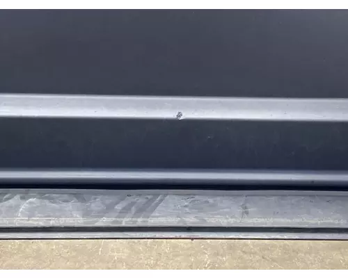 FREIGHTLINER Cascadia 126 Side Fairing