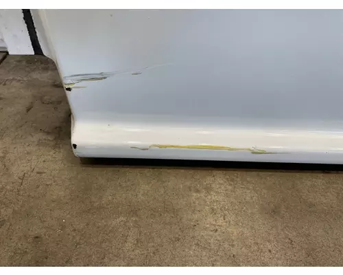 FREIGHTLINER Cascadia 126 Side Fairing