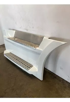 FREIGHTLINER Cascadia 126 Side Fairing