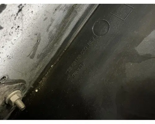 FREIGHTLINER Cascadia 126 Side Fairing