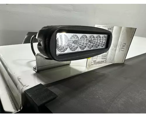 FREIGHTLINER Cascadia 126 Sleeper Fairing