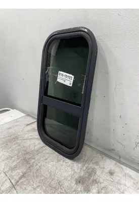 FREIGHTLINER Cascadia 126 Sleeper