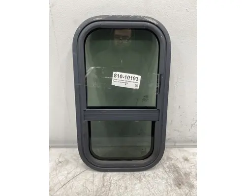 FREIGHTLINER Cascadia 126 Sleeper