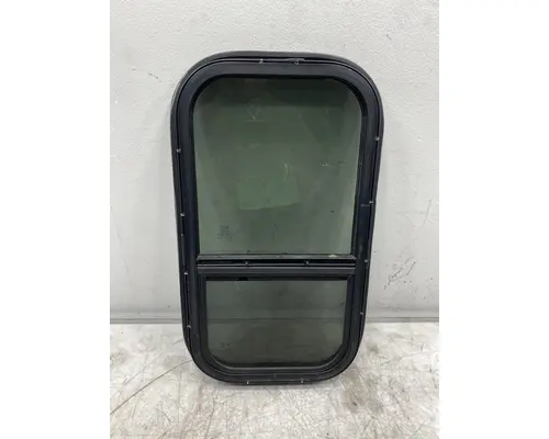 FREIGHTLINER Cascadia 126 Sleeper