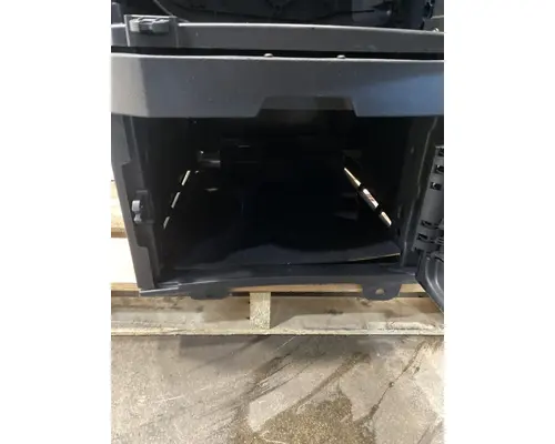 FREIGHTLINER Cascadia 126 Sleeper