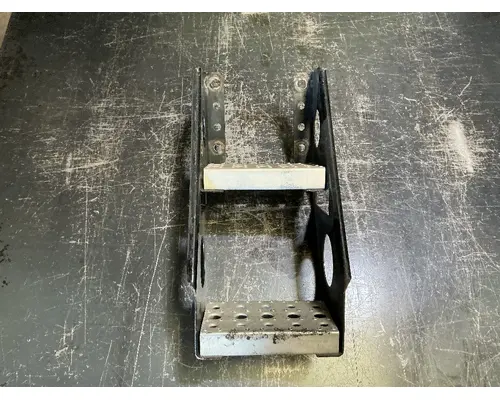 FREIGHTLINER Cascadia 126 Strut
