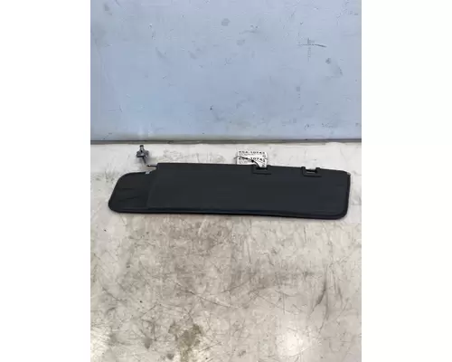 FREIGHTLINER Cascadia 126 Sun Visor (External)