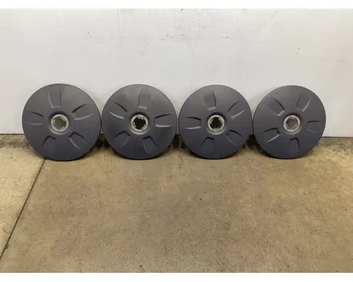 FREIGHTLINER Cascadia 126 Wheel Cover