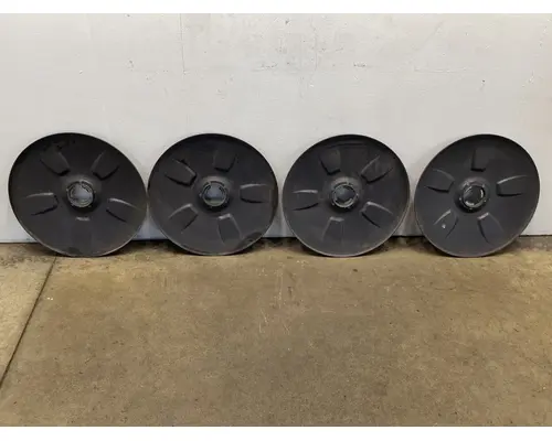 FREIGHTLINER Cascadia 126 Wheel Cover