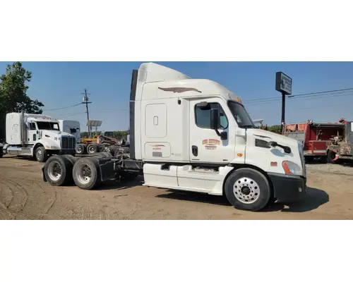 FREIGHTLINER Cascadia 132 Cab Assembly