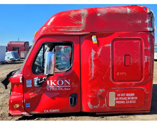 FREIGHTLINER Cascadia 132 Cab Assembly