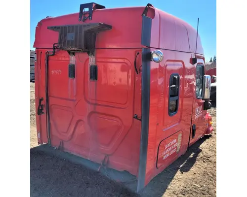 FREIGHTLINER Cascadia 132 Cab Assembly