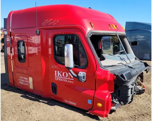 FREIGHTLINER Cascadia 132 Cab Assembly