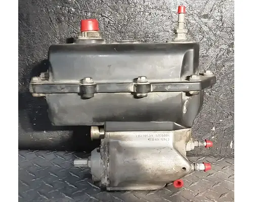 FREIGHTLINER Cascadia 132 DEF Pump