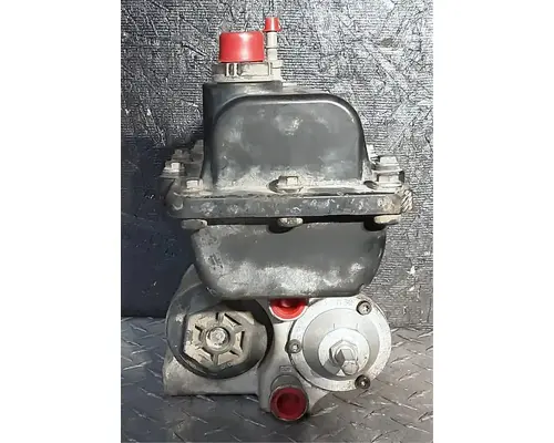 FREIGHTLINER Cascadia 132 DEF Pump
