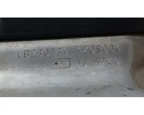 FREIGHTLINER Cascadia 132 DEF Pump