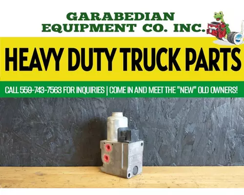 FREIGHTLINER Cascadia 132 Engine Parts, Misc.