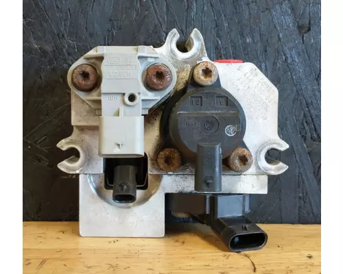 FREIGHTLINER Cascadia 132 Engine Parts, Misc.