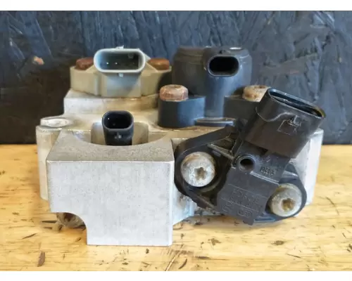 FREIGHTLINER Cascadia 132 Engine Parts, Misc.