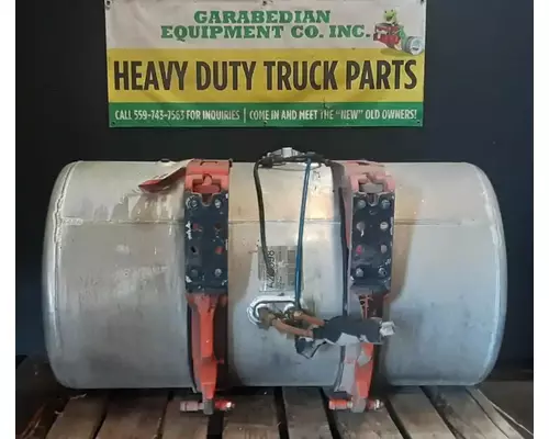 FREIGHTLINER Cascadia 132 Fuel Tank