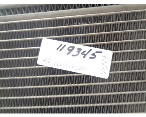 FREIGHTLINER Cascadia_40621 AC Condenser