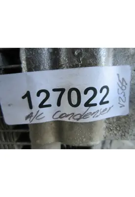 FREIGHTLINER Cascadia_40621 A/C Condenser
