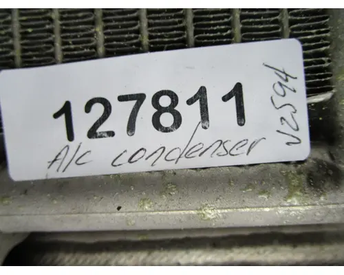 FREIGHTLINER Cascadia_40621 AC Condenser