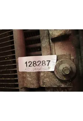 FREIGHTLINER Cascadia_40621 A/C Condenser