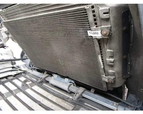 FREIGHTLINER Cascadia_40621 AC Condenser