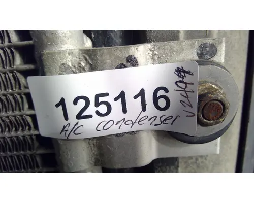 FREIGHTLINER Cascadia_42478 AC Condenser