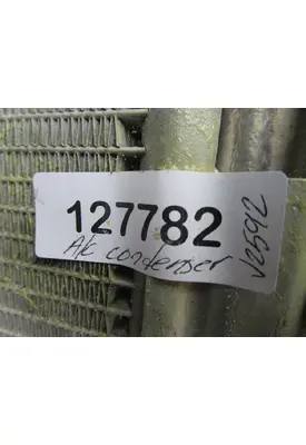 FREIGHTLINER Cascadia_42478 A/C Condenser