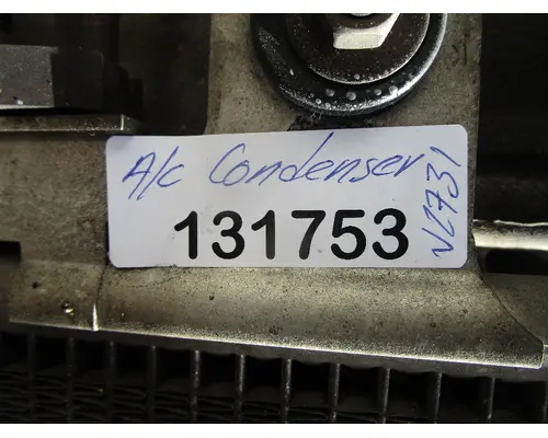 FREIGHTLINER Cascadia_42478 AC Condenser