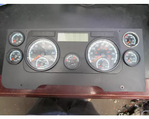 FREIGHTLINER Cascadia_A06-84379-000 Instrument Cluster