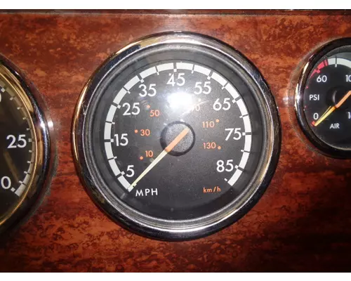 FREIGHTLINER Cascadia_A22-63125-101 Speedometer