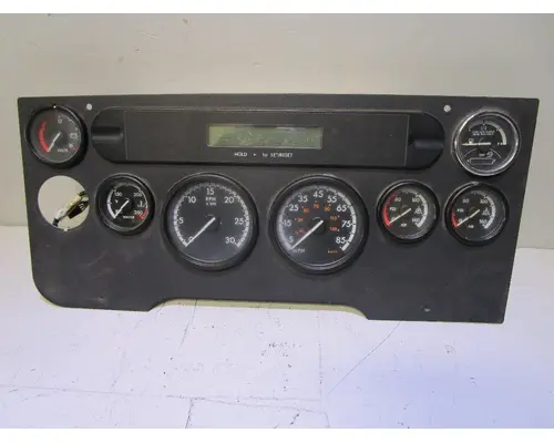 FREIGHTLINER Cascadia_A22-63126-001 Tachometer