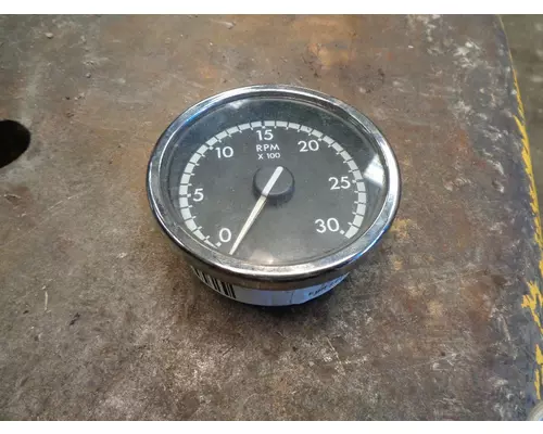 FREIGHTLINER Cascadia_A22-63126-101 Tachometer