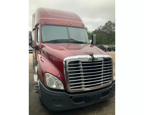 FREIGHTLINER Cascadia Evolution Complete Vehicle