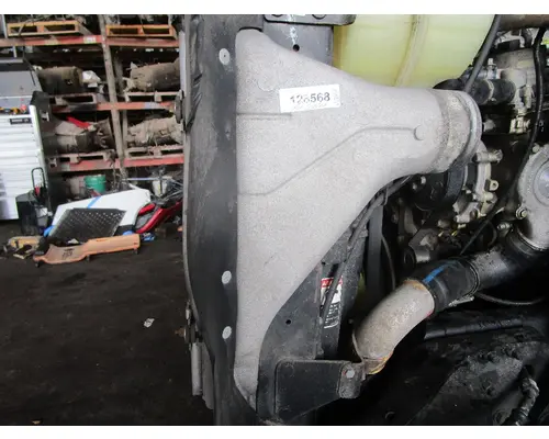FREIGHTLINER Cascadia_FL6E ChargeAirCooler