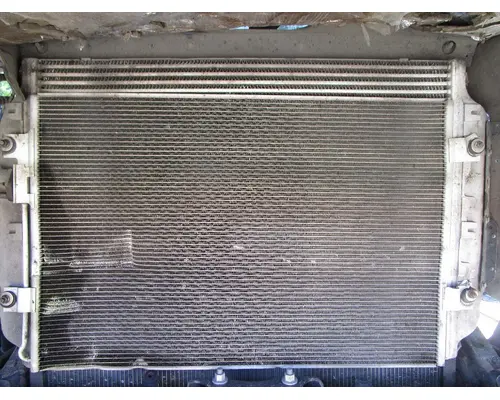 FREIGHTLINER Cascadia_FL6E ChargeAirCooler