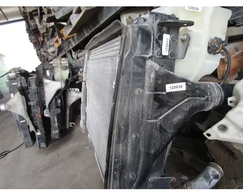 FREIGHTLINER Cascadia_FL6E ChargeAirCooler