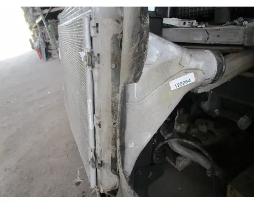 FREIGHTLINER Cascadia_FL6E ChargeAirCooler