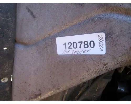 FREIGHTLINER Cascadia_FL6L ChargeAirCooler
