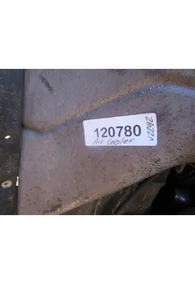 FREIGHTLINER Cascadia_FL6L ChargeAirCooler