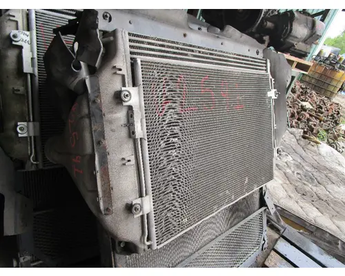 FREIGHTLINER Cascadia_FL6L ChargeAirCooler