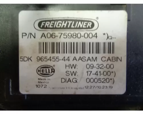 FREIGHTLINER Cascadia-FuseBox_A06-75980-004 Electronic Parts, Misc.