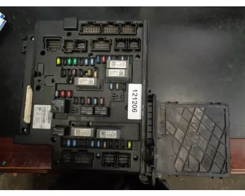 FREIGHTLINER Cascadia-FuseBox_A06-75981-002 Electronic Parts, Misc.